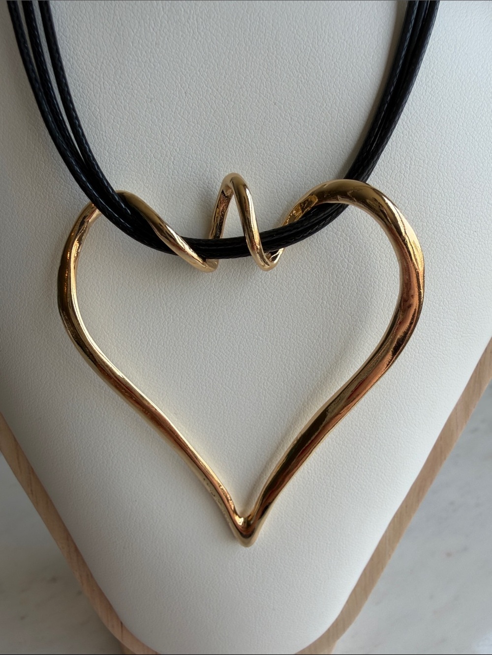 Gold tone metal spiral heart shaped pendant Necklace- romantic , art deco - Picture 2 of 5